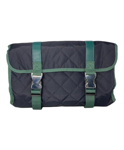 LeSportsac（レスポートサック）LeSportsac (レスポートサック) Megumi Kanzaki (メグミカンザキ) BEAUTY ROLL POUCH グリーン サイズ:サイズ詳細参照の古着・服飾アイテム