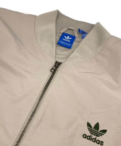 adidas（アディダス）adidas (アディダス) ワンポイントロゴ ジャケット グレー サイズ:Lの古着・服飾アイテム