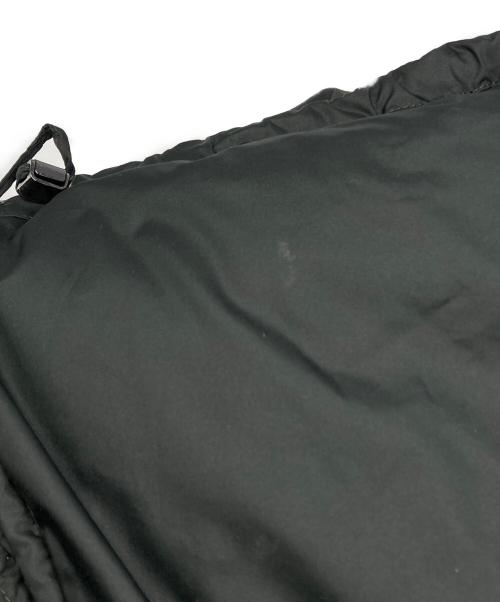 ARMANI COLLEZIONI（アルマーニ コレツィオーニ）ARMANI COLLEZIONI (アルマーニ コレツィオーニ) ベルテッド ダウンコート グレー サイズ:Mの古着・服飾アイテム