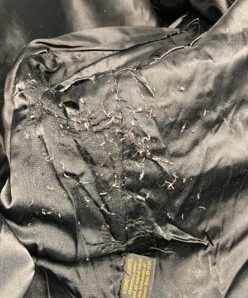 MIRAGE（ミラージュ）MIRAGE (ミラージュ) LOONEY TUNES (ルーニーチューンズ) 90s レザー スタジャン ブラック サイズ:free(詳細寸法参照）の古着・服飾アイテム