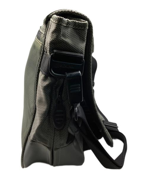 TUMI（トゥミ）TUMI (トゥミ) ショルダーバッグ グレーの古着・服飾アイテム