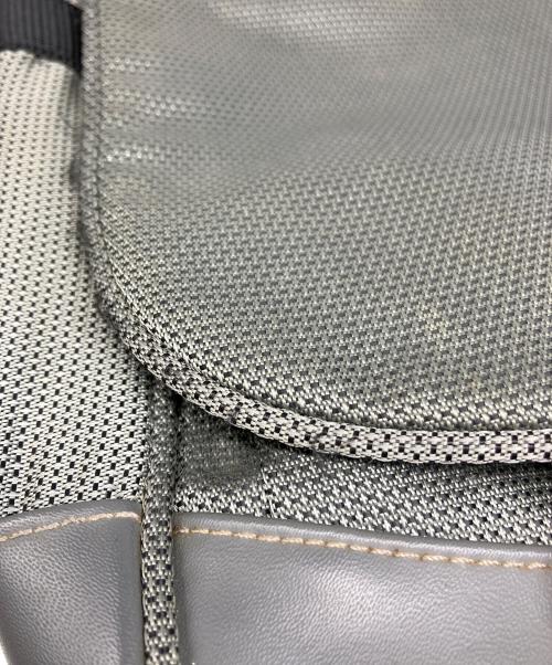 TUMI（トゥミ）TUMI (トゥミ) ショルダーバッグ グレーの古着・服飾アイテム