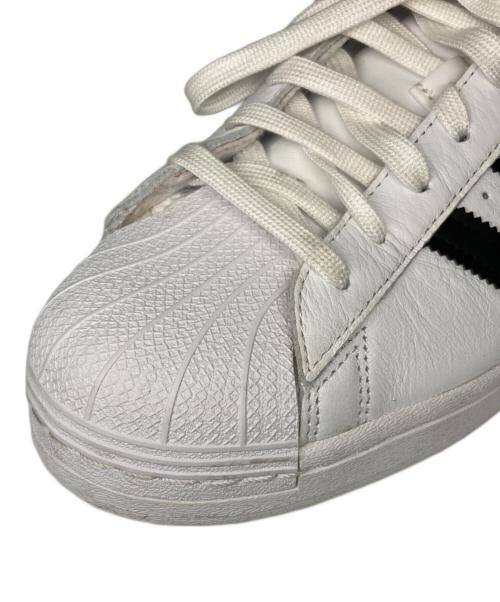 adidas（アディダス）adidas (アディダス) ローカットスニーカー ホワイト サイズ:27.5cmの古着・服飾アイテム