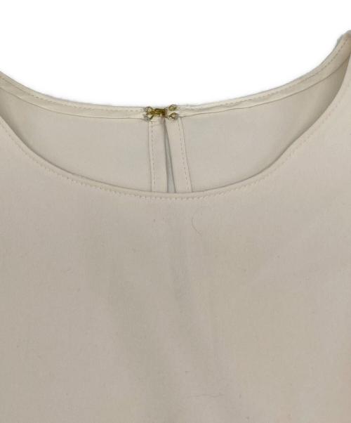 Noble（ノーブル）Noble (ノーブル) ラダーラインケープフレアブラウス ホワイト サイズ:FREEの古着・服飾アイテム