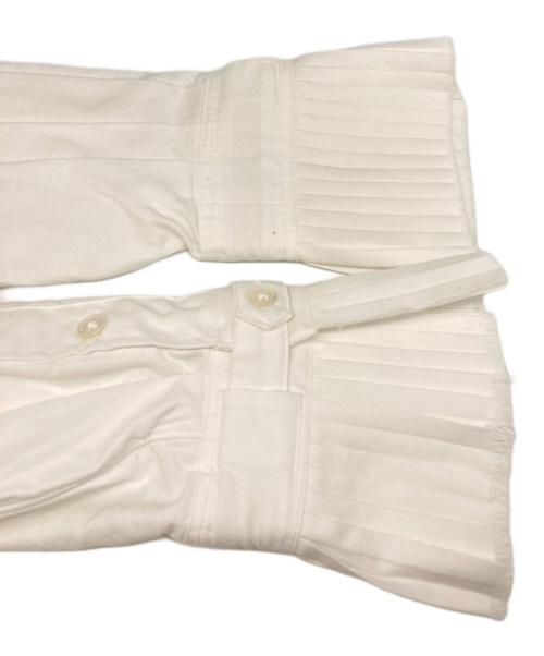 JUN MIKAMI（ジュン ミカミ）JUN MIKAMI (ジュン ミカミ) プリーツカラーシャツ ホワイト サイズ:FREEの古着・服飾アイテム