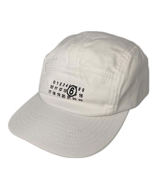 MM6 Maison Margiela（エムエムシックスメゾンマルジェラ）MM6 Maison Margiela (エムエムシックスメゾンマルジェラ) ロゴキャップ ホワイト サイズ:3の古着・服飾アイテム