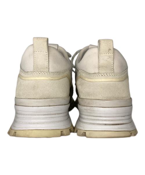 TOD'S（トッズ）TOD'S (トッズ) ローカットスニーカー ホワイト サイズ:6の古着・服飾アイテム