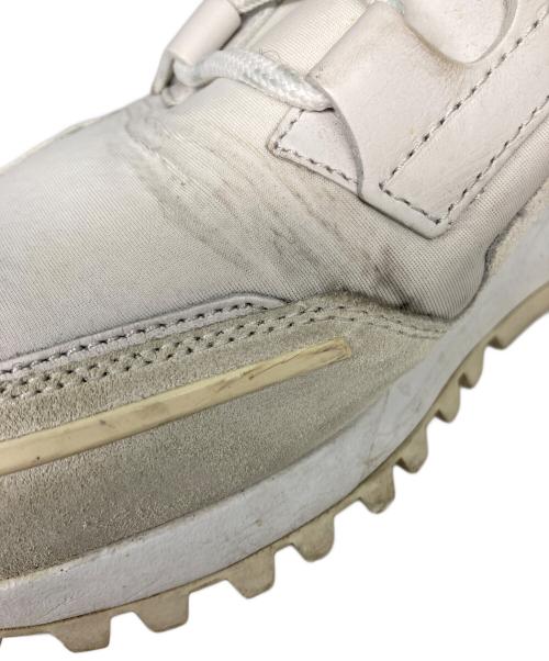 TOD'S（トッズ）TOD'S (トッズ) ローカットスニーカー ホワイト サイズ:6の古着・服飾アイテム