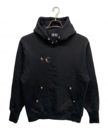 THUG CLUB（サグ クラブ）の古着「ARMOR HOODIE TCロゴ スタッズ パーカー」｜ブラック