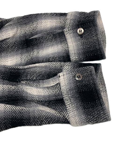 ADDICT CLOTHES（アディクト クローズ）ADDICT CLOTHES (アディクト クローズ) チェックネル シャツ ホワイト×ブラック サイズ:40の古着・服飾アイテム