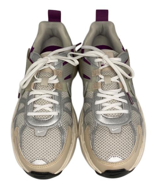 NIKE（ナイキ）NIKE (ナイキ) V2K RUN PRM ベージュ サイズ:US9.5の古着・服飾アイテム