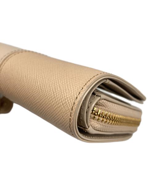 ANTEPRIMA（アンテプリマ）ANTEPRIMA (アンテプリマ) 2つ折り 財布 ベージュ サイズ:サイズ詳細参照の古着・服飾アイテム