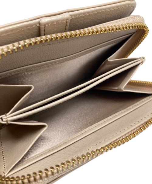 ANTEPRIMA（アンテプリマ）ANTEPRIMA (アンテプリマ) 2つ折り 財布 ベージュ サイズ:サイズ詳細参照の古着・服飾アイテム