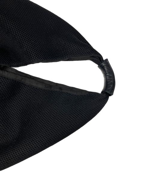 MM6 Maison Margiela（エムエムシックスメゾンマルジェラ）MM6 Maison Margiela (エムエムシックスメゾンマルジェラ) トライアングル メッシュ トートバッグ ブラック サイズ:サイズ詳細参照の古着・服飾アイテム