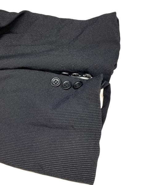 BLACK COMME des GARCONS（ブラックコムデギャルソン）BLACK COMME des GARCONS (ブラックコムデギャルソン) マイクロストライプ 3B シングルテーラードジャケット グレー サイズ:Ｓの古着・服飾アイテム