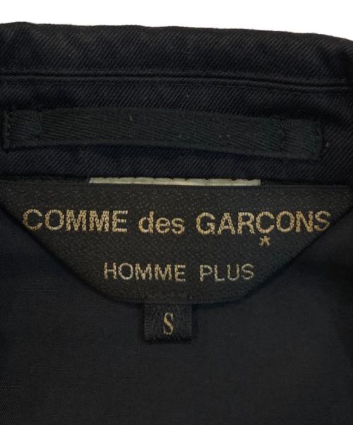 COMME des GARCONS HOMME PLUS（コムデギャルソンオムプリュス）COMME des GARCONS HOMME PLUS (コムデギャルソンオムプリュス) バッククロス 縮絨 ジャケット ブラック サイズ:Ｓの古着・服飾アイテム