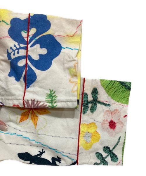 NOZOMI ISHIGURO tambourine（ノゾミイシグロ タンバリン）NOZOMI ISHIGURO tambourine (ノゾミイシグロ タンバリン) プリント ワンピース ホワイト サイズ:FREEの古着・服飾アイテム