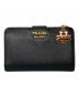 PRADA（プラダ）の古着「サフィアーノ 2つ折り財布」｜ブラック×レッド