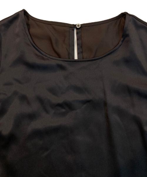 anuans（アニュアンス）anuans (アニュアンス) フレア スリーブ サテンドレス ブラック サイズ:FREEの古着・服飾アイテム