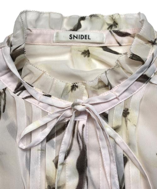 Snidel（スナイデル）Snidel (スナイデル) Sustainable20周年プリントワンピース ピンクの古着・服飾アイテム