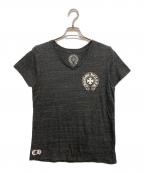 CHROME HEARTSクロムハーツ）の古着「V neck Tee」｜グレー