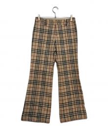 BURBERRY BLUE LABEL（バーバリー ブルー レーベル）の古着「ノバチェックフレアパンツ」｜ベージュ