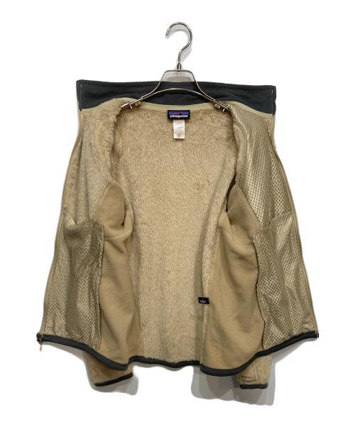 Patagonia（パタゴニア）Patagonia (パタゴニア) R3 JACKET ベージュ サイズ:XSの古着・服飾アイテム