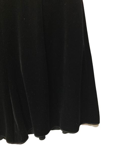 VELOUR NOIR by FOXEY NEWYORK（ベロア ノワール by フォクシー ニューヨーク）VELOUR NOIR by FOXEY NEWYORK (ベロア ノワール by フォクシー ニューヨーク) ベロアショートパンツ ブラック サイズ:38の古着・服飾アイテム