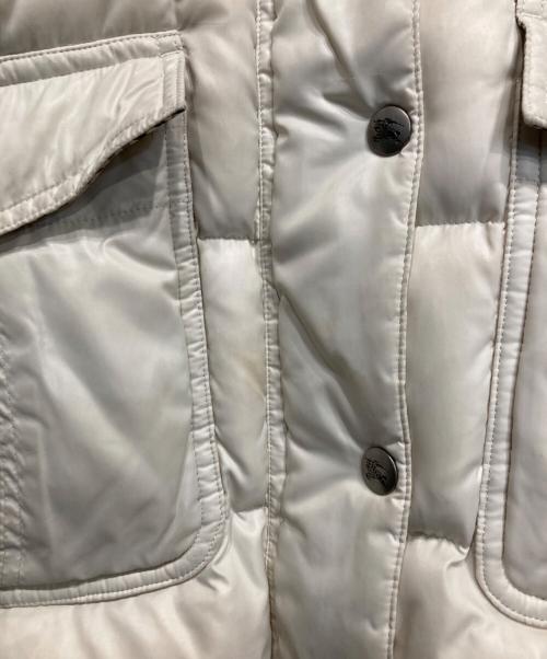 BURBERRY BLUE LABEL（バーバリー ブルー レーベル）BURBERRY BLUE LABEL (バーバリー ブルー レーベル) ダウンコート ホワイト サイズ:38の古着・服飾アイテム