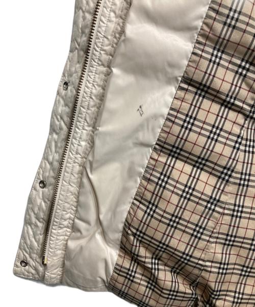 BURBERRY BLUE LABEL（バーバリー ブルー レーベル）BURBERRY BLUE LABEL (バーバリー ブルー レーベル) ダウンコート ホワイト サイズ:38の古着・服飾アイテム
