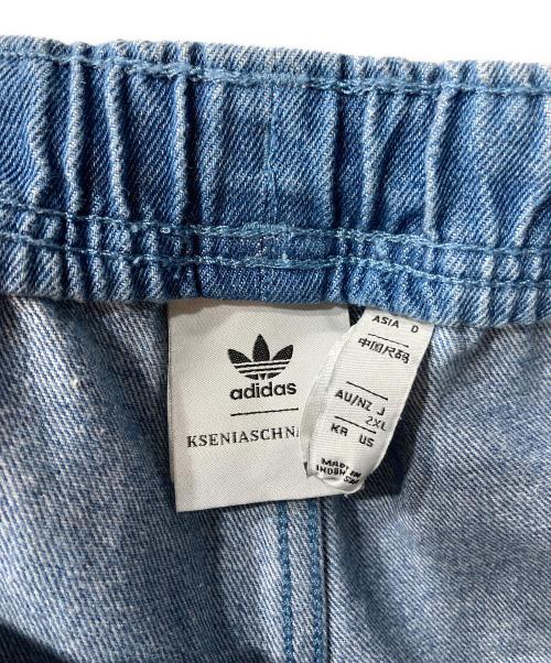 adidas（アディダス）adidas (アディダス) フレイドジーンズ インディゴ サイズ:2XLの古着・服飾アイテム