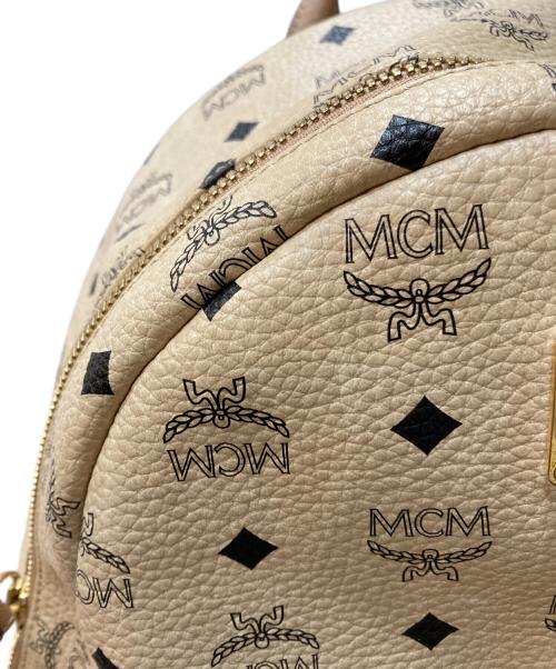 MCM（エムシーエム）MCM (エムシーエム) スタッズバクパック ベージュの古着・服飾アイテム