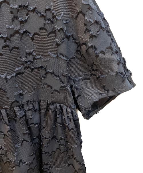 BALLSEY（ボールジィ）BALLSEY (ボールジィ) マーガレットカットジャカード ウエストギャザーブラウス ブラック サイズ:36の古着・服飾アイテム