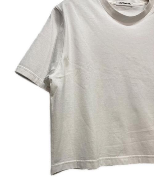 EVERYDAY I LIKE.（エヴリデイ アイ ライク）EVERYDAY I LIKE. (エヴリデイ アイ ライク) Neo Cropped Tシャツ ホワイト サイズ:FREEの古着・服飾アイテム