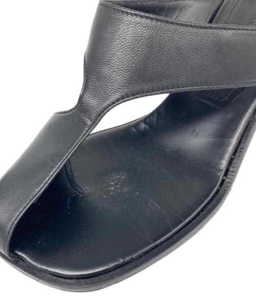 CLANE（クラネ）CLANE (クラネ) CURVED DESIGN SANDALS ブラック サイズ:37の古着・服飾アイテム