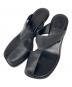 CLANE（クラネ）の古着「CURVED DESIGN SANDALS」｜ブラック