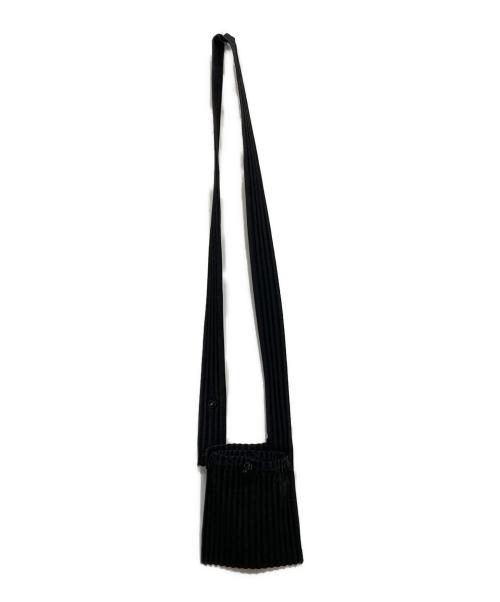 HOMME PLISSE ISSEY MIYAKE（オム プリッセ イッセイ ミヤケ）HOMME PLISSE ISSEY MIYAKE (オム プリッセ イッセイ ミヤケ) POCKET プリーツ ショルダーバッグ ブラックの古着・服飾アイテム