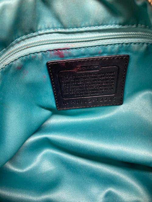COACH（コーチ）COACH (コーチ) エルゴレザープリーテッドホーボー. ショルダーバッグ ブラックの古着・服飾アイテム