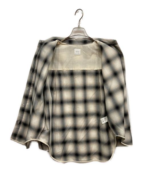 Spick and Span（スピック＆スパン）Spick and Span (スピック＆スパン) メタルボタンTRチェックルーズシャツ グレー サイズ:FREEの古着・服飾アイテム
