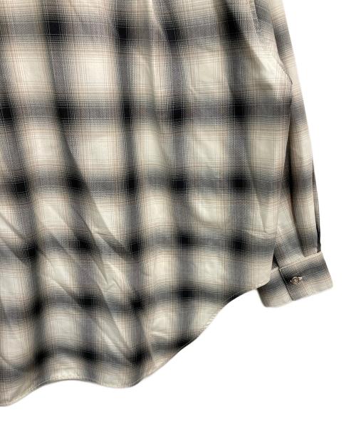 Spick and Span（スピック＆スパン）Spick and Span (スピック＆スパン) メタルボタンTRチェックルーズシャツ グレー サイズ:FREEの古着・服飾アイテム