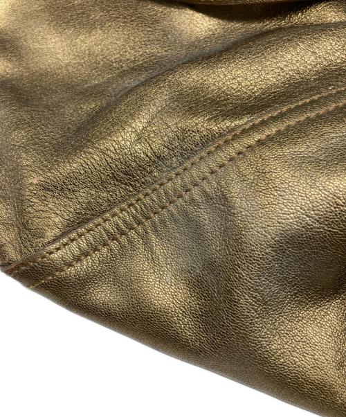 Yves Saint Laurent（イヴサンローラン）Yves Saint Laurent (イヴサンローラン) リヴゴーシュ ダウンタウントートバッグ ゴールドの古着・服飾アイテム