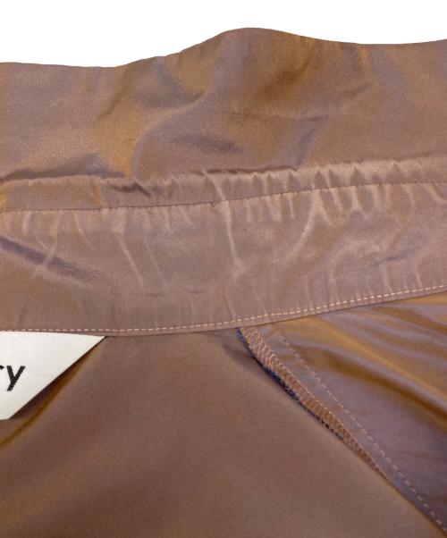 &ellecy（アンドエルシー）&ellecy (アンドエルシー) 光沢加工ボウタイシャツ ブラウン サイズ:Mの古着・服飾アイテム