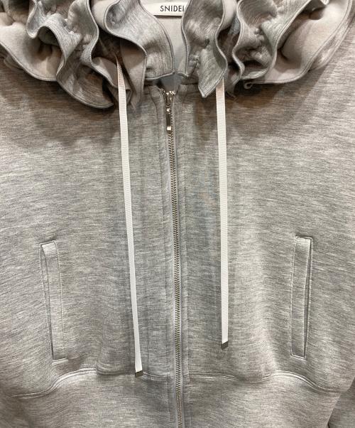 Snidel（スナイデル）Snidel (スナイデル) フリルショートジップパーカー グレー サイズ:ONE SIZE 未使用品の古着・服飾アイテム