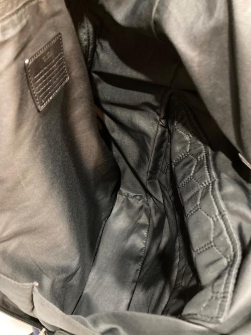 TUMI（トゥミ）TUMI (トゥミ) HARRISON Oak Roll Top Backpack ネイビーの古着・服飾アイテム