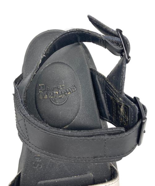 Dr.Martens（ドクターマーチン）Dr.Martens (ドクターマーチン) サンダル ブラック×ホワイト サイズ:UK4の古着・服飾アイテム