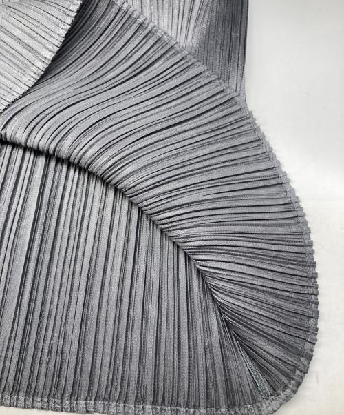 PLEATS PLEASE（プリーツプリーズ）PLEATS PLEASE (プリーツプリーズ) プリーツノースリーブワンピース グレー サイズ:FREEの古着・服飾アイテム