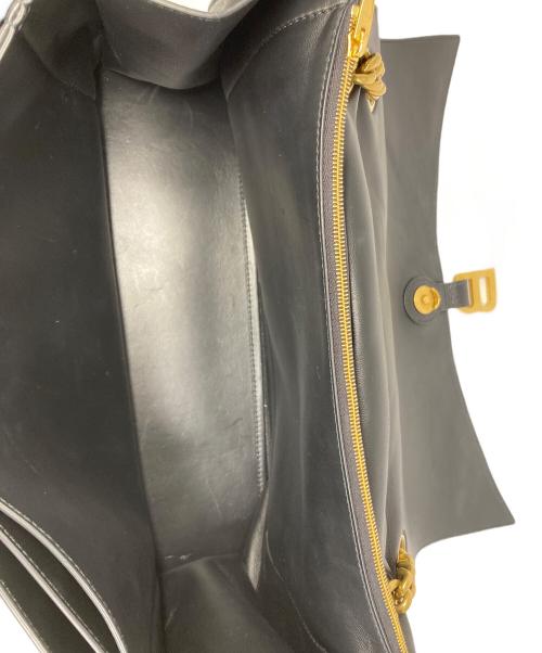 BALENCIAGA（バレンシアガ）BALENCIAGA (バレンシアガ) Crush Large Chain Bag ブラックの古着・服飾アイテム