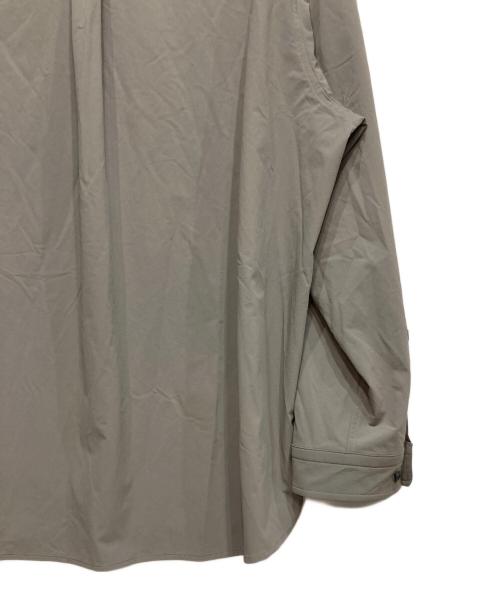 MAISON SPECIAL（メゾンスペシャル）MAISON SPECIAL (メゾンスペシャル) Regular Collar Prime-Over Long Sleeve Shirt グレー サイズ:2の古着・服飾アイテム