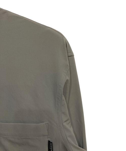 MAISON SPECIAL（メゾンスペシャル）MAISON SPECIAL (メゾンスペシャル) Regular Collar Prime-Over Long Sleeve Shirt グレー サイズ:2の古着・服飾アイテム