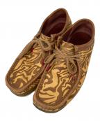 CLARKS ORIGINALS×WU WEARクラークス オリジナルズ×ウーウェアー）の古着「ワラビーシューズ」｜ブラウン
